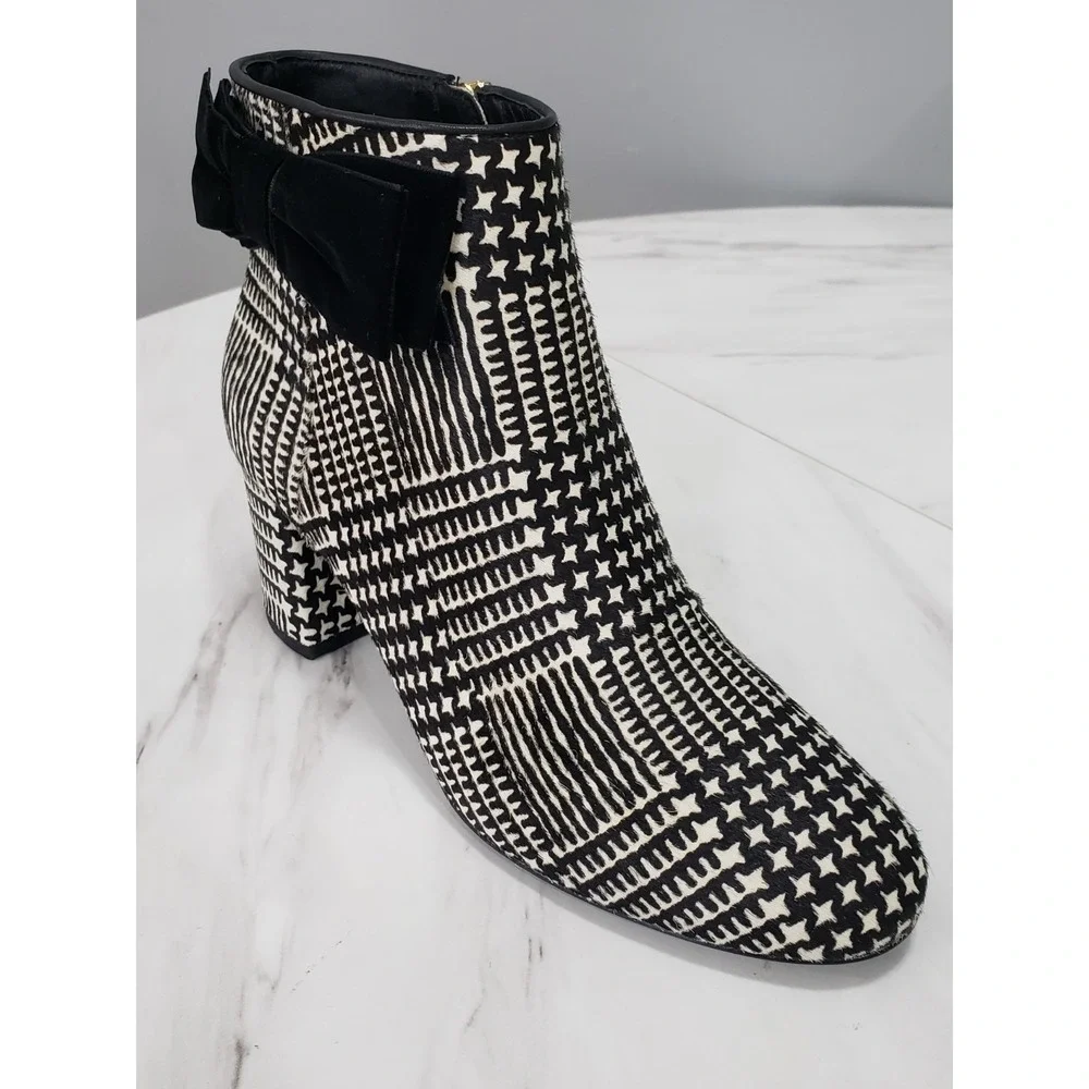 SZ 9.5 CALF HAIR Kate Spade Holly Houndstooth Black White Block Heel Ankle Boots